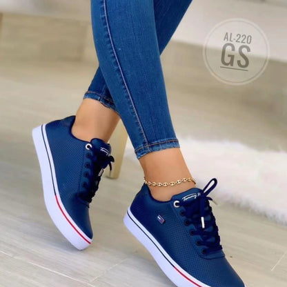 Plus Size Lace Up Casual Women's Flat Shoes